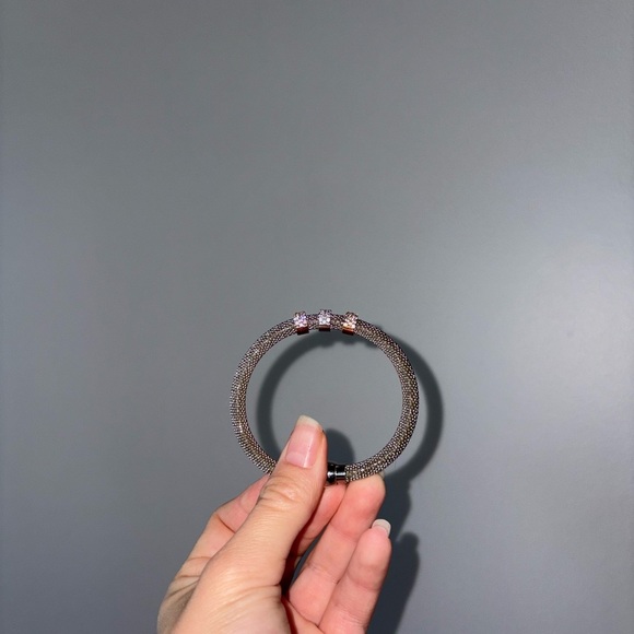 Silver Bracelet with Crystal Accents MAGNETIC CLASP - Picture 8 of 10